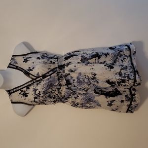 Simply Vera Vera Wang dress size P XL. Excellent pre owned condition.